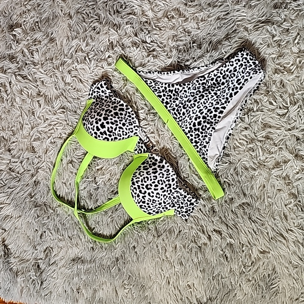 2 Piece Cupshe Bathin Suit